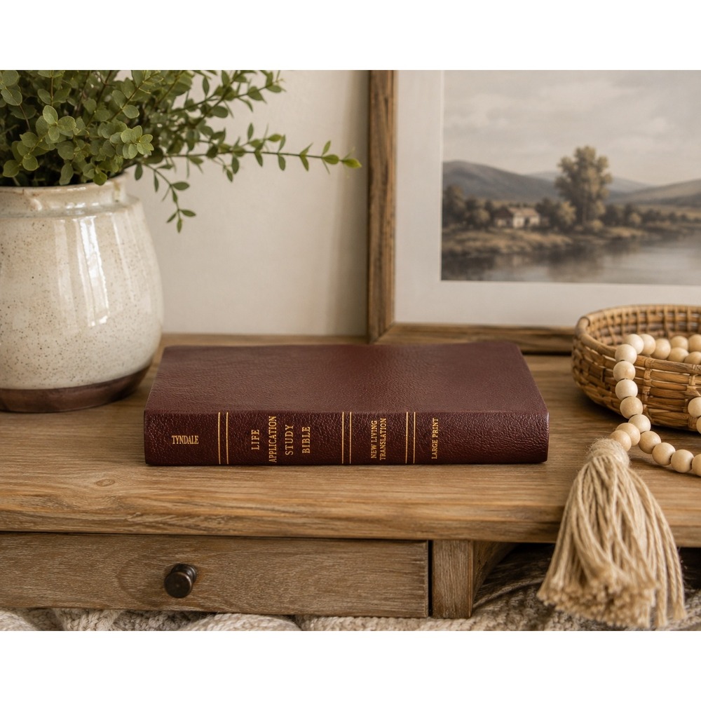 Life Application Study Bible, New Living Translation NLT, Large Print, Tyndale